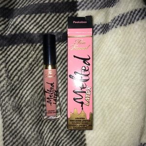 💞 Too Faced Liquid Latex - Peekaboo